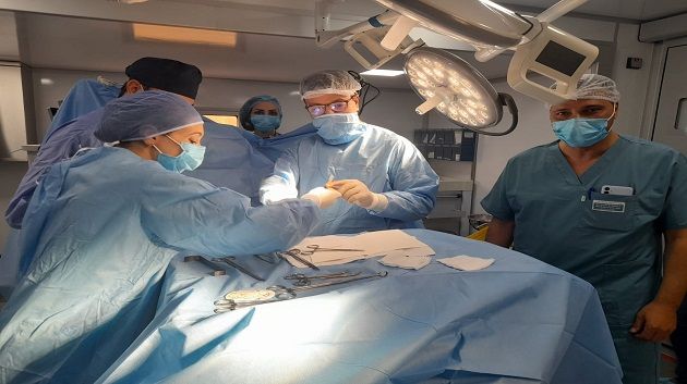 نجاح أولى العمليات الجراحية بالمستشفى الميداني ببئر علي بن خليفة