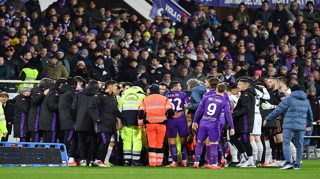 بعد سقوط لاعب فيورنتينا: إيقاف مباراة فيورنتينا وإنتر ميلان بعد 17 دقيقة