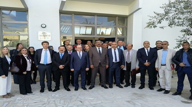 وزير السياحة: العمل على مزيد تدعيم البلديات السياحية في قفصة