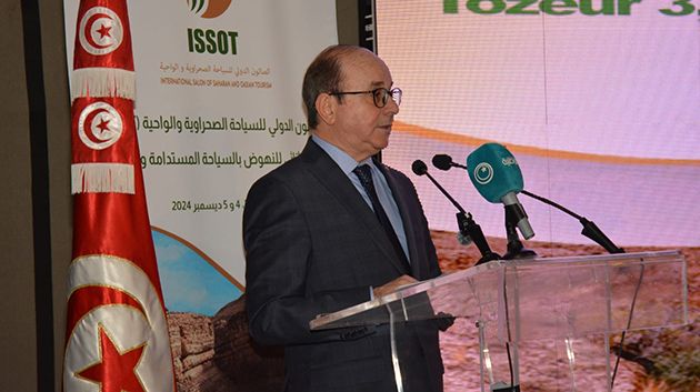 توزر: وزير السياحة يفتتح فعاليات الصالون الدولي للسياحة الواحية والصحراوية