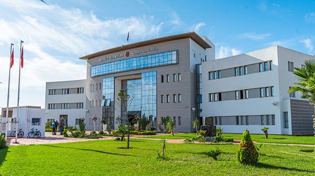 جامعة جندوبة تفوز بالجائزة الأولى في مجال الأمن الطاقي