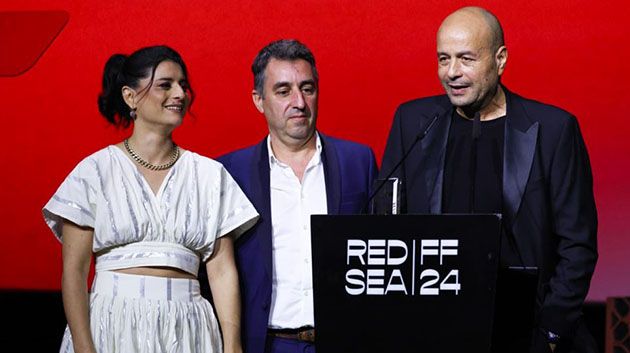 فيلم 'الذراري الحمر' يحصد جائزتيْن في مهرجان البحر الأحمر السينمائي الدولي