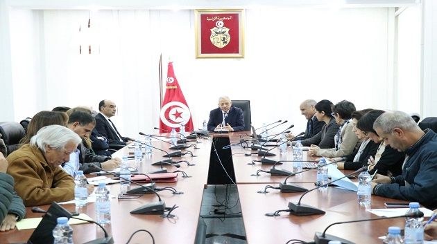 وزير الصحة يدعو إلى تعزيز دور الوكالة الوطنية للدواء