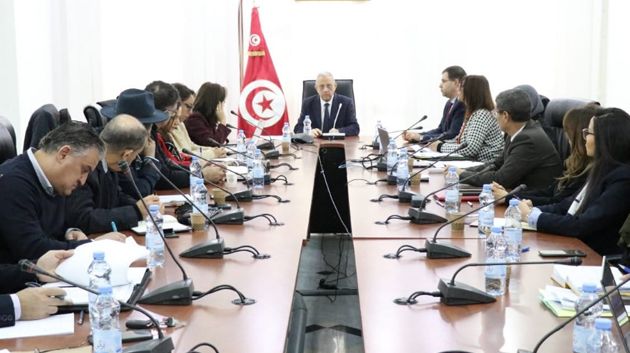 وزارة الصحة: مراجعة المقاييس المتعلقة باقتناء التجهيزات الطبية الثقيلة