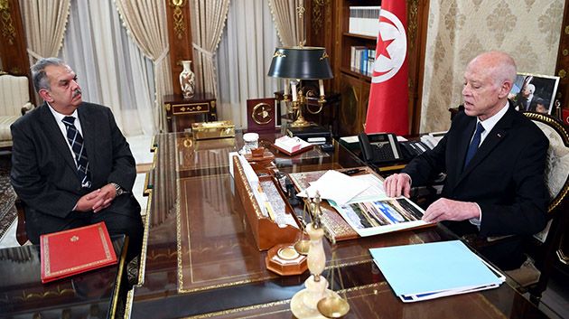 خلال لقائه وزير الرياضة: سعيّد يدعو إلى الإسراع بإعادة ترميم عديد المنشآت