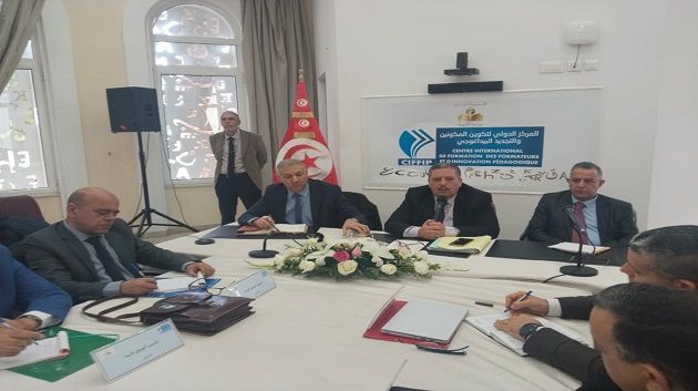 وزير التربية: لجان للوساطة والتسوية الرضائية بين الأسرة التربوية