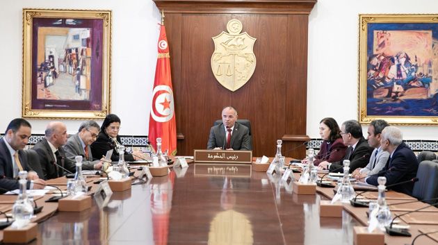 مجلس وزاري مضيّق يقرّ إجراءات لخلاص مستحقّات قطاع المقاولات وتعزيز أسطول النقل