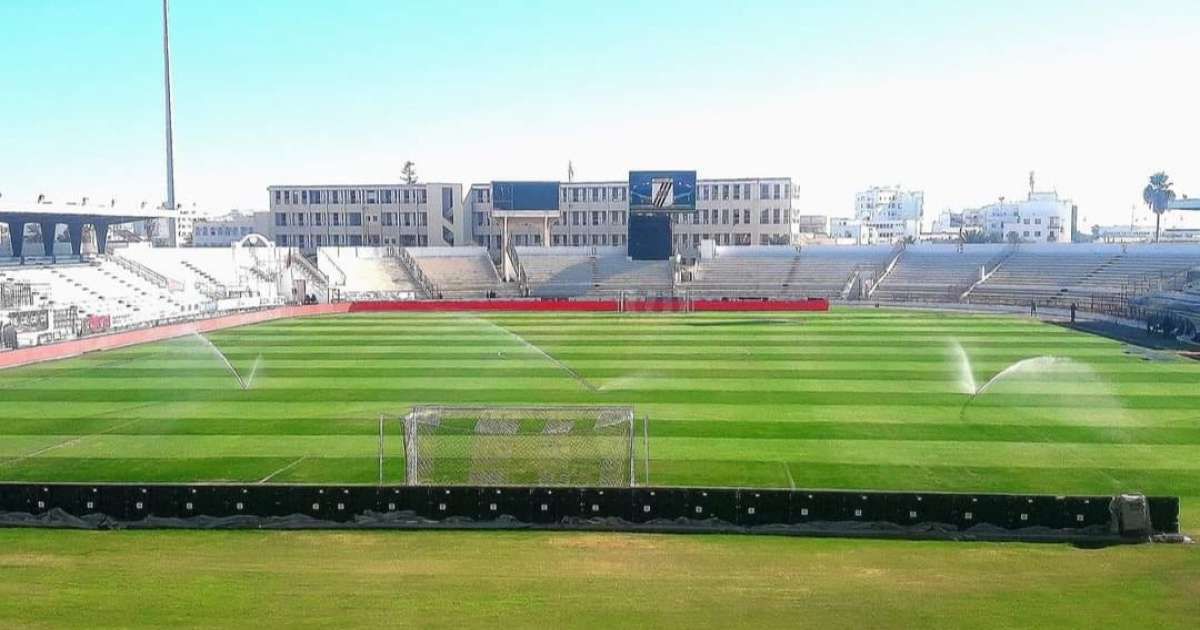 وصول الكراسي الخاصة بملعب الطيب المهيري