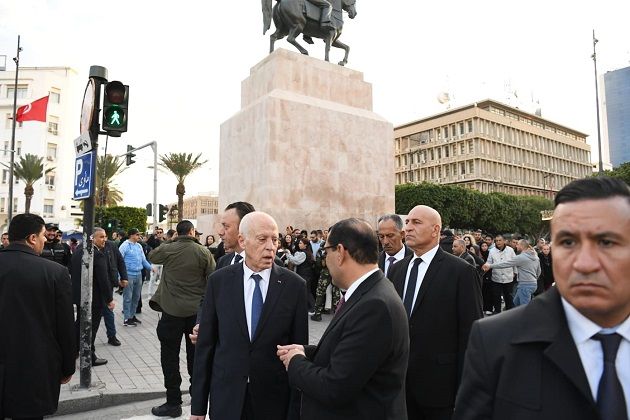 رئيس الجمهورية يؤدي زيارة الى مقر الحكومة ويلتقي عددا من المواطنين 