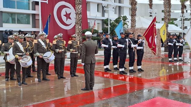 حفل تخرج الدورة 34 لعرفاء الديوانة بالمدرسة الوطنية للديوانة بفندق الجديد 