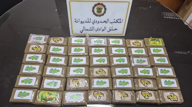 ميناء حلق الوادي: حجز 42 صفيحة 'زطلة' بحوزة مسافر