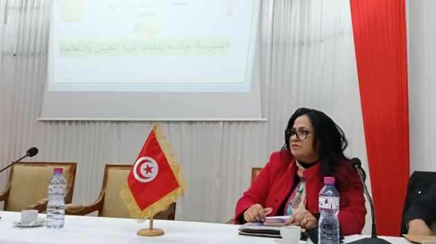 سوسة: مسؤولة بوزارة التربية تدعو المقاولين للمشاركة في طلب العروض وتؤكد 'الأموال موجودة'