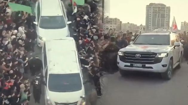 صدمة في 'إسرائيل' بعد استعراض سيّارات حديثة وجديدة، وجرّافات عملاقة لا أحد يعلم أين كانت!