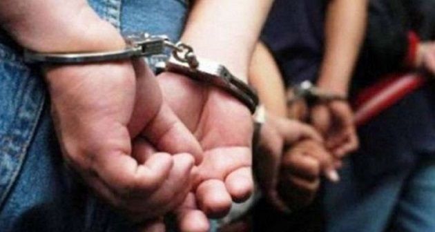 بتهمة تكوين وفاق يهدف إلى مساعدة الغير على الإقامة غير القانونية بالبلاد التونسية  : إيقاف 3  بصفاقس