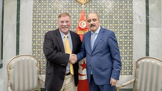 وزير الخارجية يلتقي الرئيس والمدير التنفيذي لمركز التفكير الأمريكي