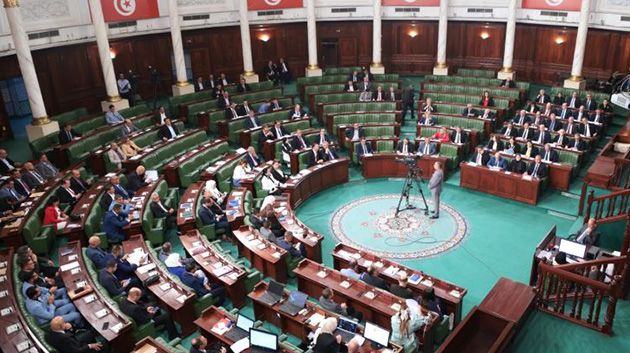 60 نائباً يُطالبون باستعجال النظر في مبادرة لتنقيح فصول من المرسوم 54
