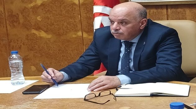 وزير النقل يتابع وضعية شركة نقل تونس ويقرّ جملة من الإجراءات