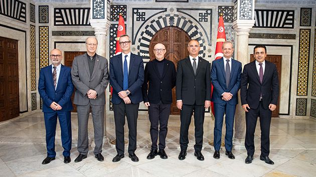 رئيس الحكومة يستقبل رئيس المجموعة الإيطالية كالزيدونيا