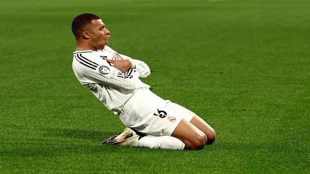 مبابي يتوّج بجائزة أفضل لاعب فى الدوري الإسباني لشهر جانفي