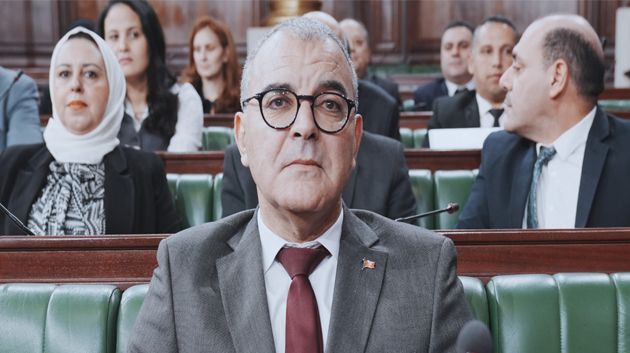 وزير الاقتصاد يوضّح بخصوص امكانية مغادرة شركة أجنبية لتونس
