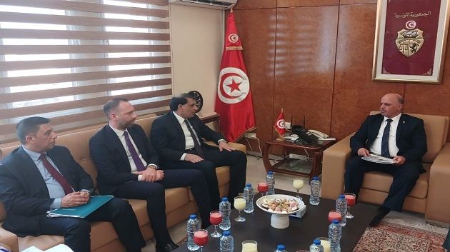 تبادل التجارب في مجال الرصد الجوي والزلزالي بين تونس والعراق