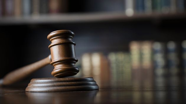 محكمة مصرية تقضي بحبس مخرج شهير