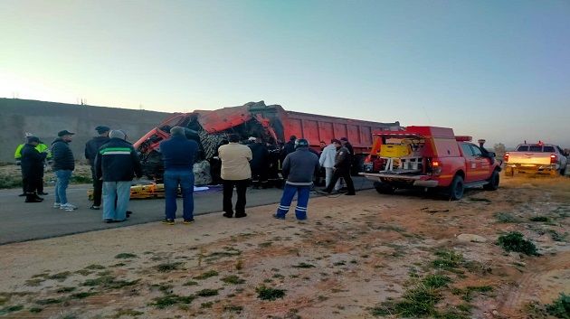 قفصة: حالة المصابين في حادث اصطدام حافلة بشاحنة ثقيلة مستقرة