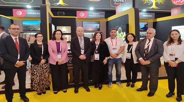 وزير التجارة يبحث مع المدير العام لغرف دبي سبل تعزيز الصادرات التونسية بالسوق الإماراتية