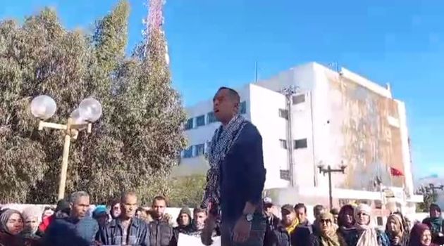 سيدي بوزيد.. وقفة احتجاجية للعاطلين عن العمل بساحة البوعزيزي
