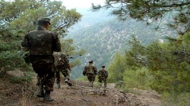 الجيش الجزائري يعلن القضاء على إرهابي واسترجاع كلاشينكوف