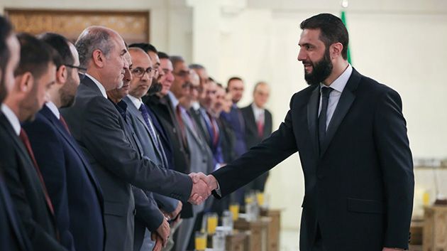 بمشاركة أكثر من 600 شخص.. الشرع يفتتح اليوم مؤتمر الحوار الوطني السوري