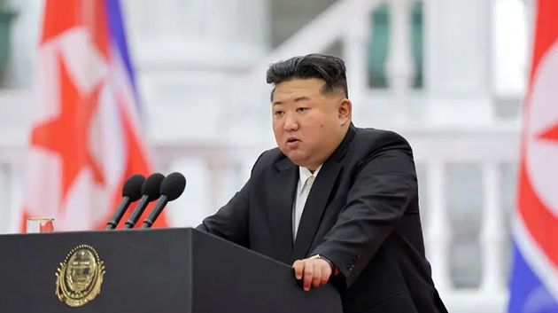 كيم جونغ أون: 'جيشنا سيصبح الأقوى بالعالم.. والأسلحة دون أيديولوجية مجرد قطع حديدية'