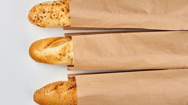 اتفاقية لتوزيع 100 ألف كيس ورقي على المخابز