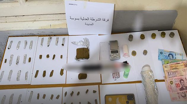 سوسة: القبض على 04 أشخاص وحجز كميّة من مخدّر القنب الهندي وأقراص مخدّرة