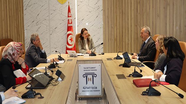 وزيرة الماليّة تشرف على اجتماع لمتابعة البرنامج المندمج للصمود ضدّ الكوارث الطبيعيّة