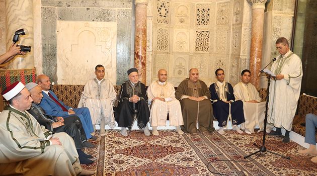 وزير الشؤون الدينية يشرف بجامع عقبة بالقيروان على موكب ديني بمناسبة إحياء ذكرى غزوة بدر 