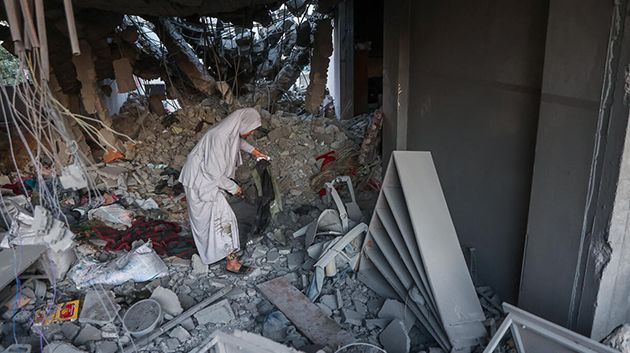 الاحتـ.ـلال يستأنف عدوانه على غزة: أكثر من 300 شهـ.ـيد وعشرات الجرحى