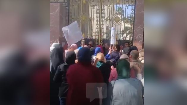 قفصة: وقفة احتجاجية لأصحاب الشهائد العليا المعطّلين عن العمل