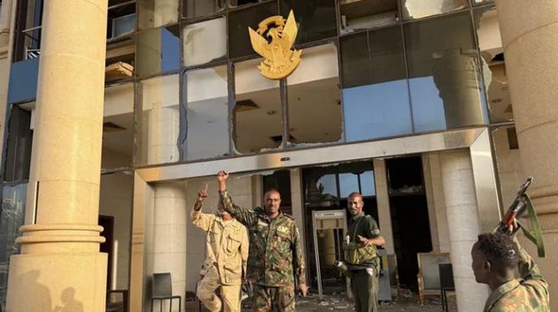 السودان: الجيش يفرض سيطرته الكاملة على القصر الرئاسي
