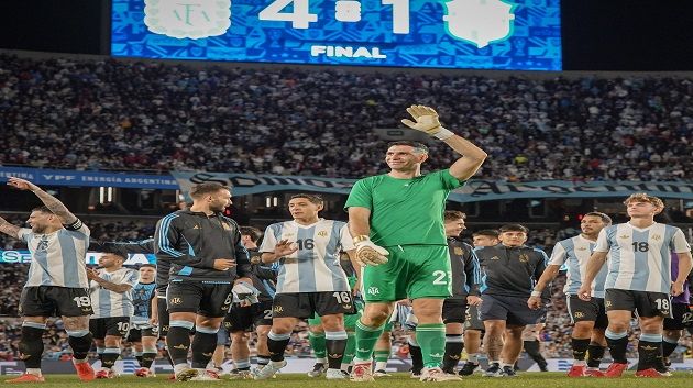 في غياب ميسي: الأرجنتين تسحق البرازيل برباعية وتتأهل للمونديال