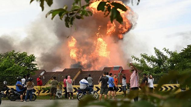 ماليزيا: إصابة 112 شخصاً إثر اندلاع حريق في خط أنابيب غاز
