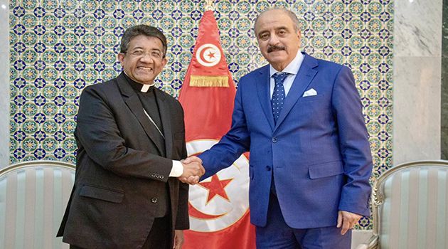 وزير الخارجية يلتقي سفير الفاتيكان بتونس