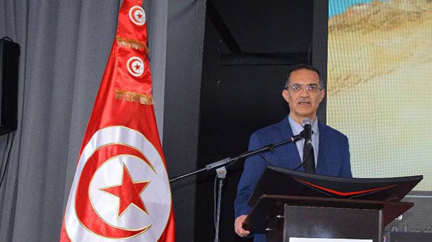 وزير الفلاحة يشرف على افتتاح المؤتمر الدّولي السّابع حول النّباتات الطبيّة والعطريّة