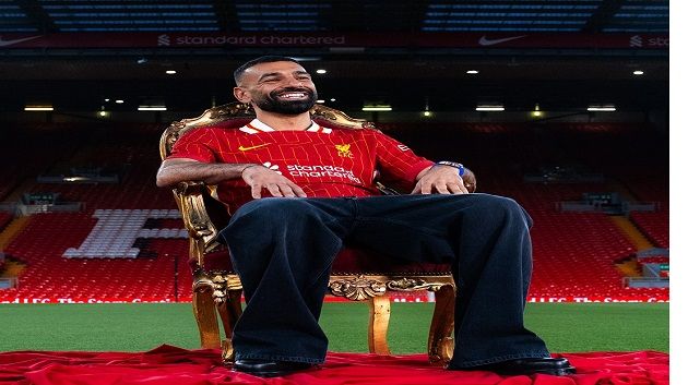 محمد صلاح يمدد عقده رسميا مع ليفربول. فكم سيكون راتبه؟