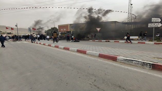 بعد وفاة 3 تلاميذ: احتجاجات في المزونة