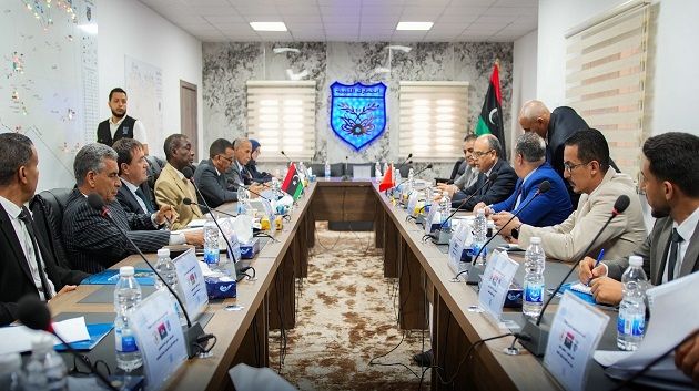 اللجنة الفنية الجمركية الليبية-التونسية تناقش سبل تسهيل الحركة التجارية وعبور المسافرين