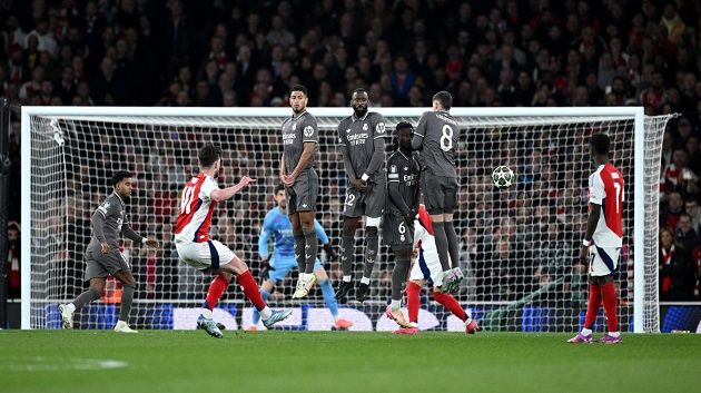 دوري أبطال أوروبا:ريال مدريد يبحث عن ريمونتادا تاريخية