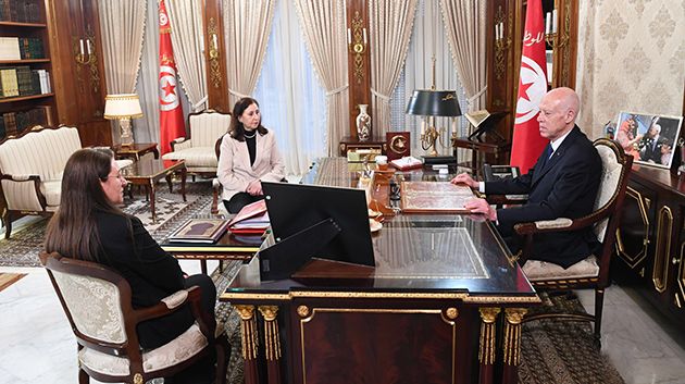 سبل التعهد بعدد من المؤسسات محور اجتماع رئيس الدولة برئيسة الحكومة ووزيرة المالية