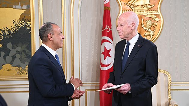 سعيّد يتلقّى رسالة خطية من السيسي