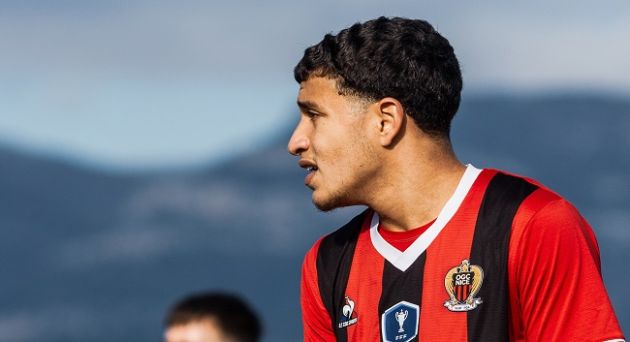 لاعب نيس الفرنسي ريان الجربي يصل تونس للانضمام لمنتخب أقل من 20 سنة